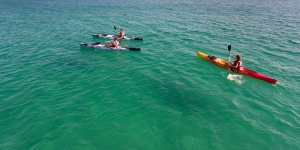 camping plage aquatique sports kayak